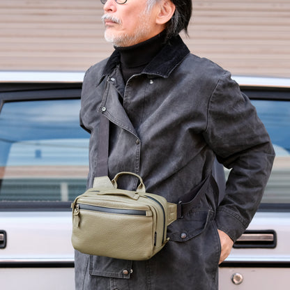 萩庭桂太が理想とするレザーカメラバッグ『アドリア』