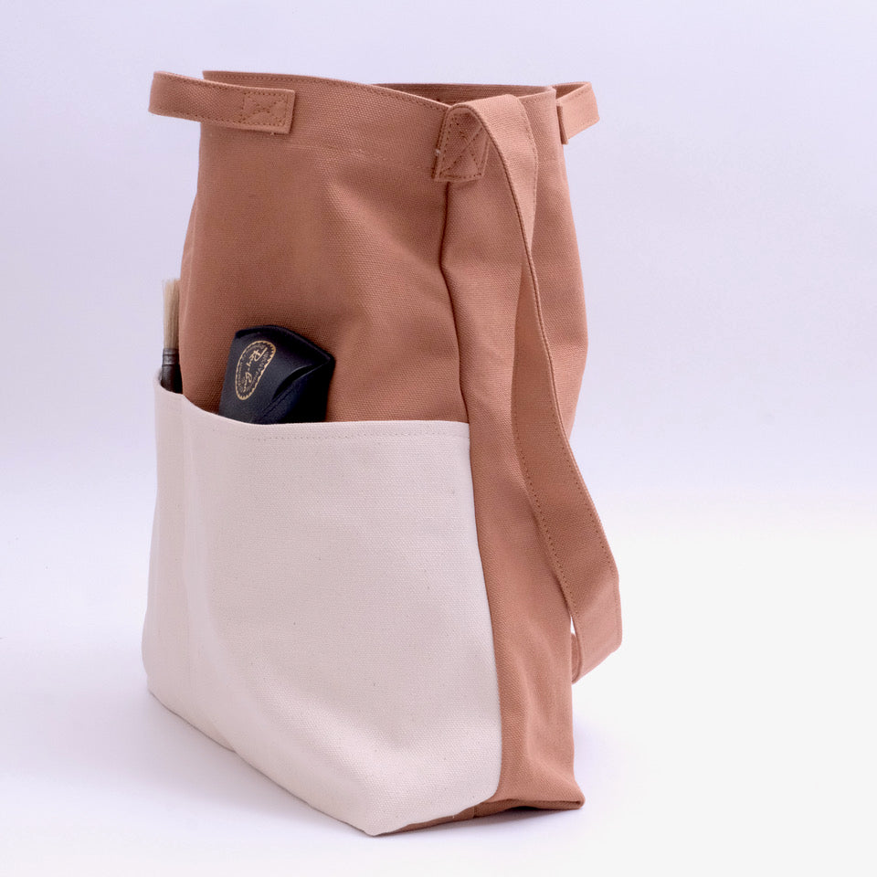 Utility tote discount bag with zipper